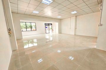 Office for rent in Phra Khanong, Bangkok near BTS On Nut