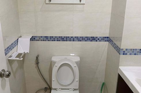 1 Bedroom Condo for sale in Life Ratchadapisek, Huai Khwang, Bangkok near MRT Huai Khwang