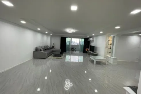 3 Bedroom Condo for rent in D.S. Tower 1 Sukhumvit 33, Khlong Tan Nuea, Bangkok near BTS Phrom Phong