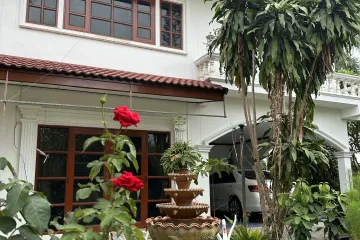 6 Bedroom House for rent in Mae Faek, Chiang Mai