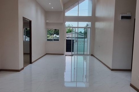 3 Bedroom House for sale in Nong Pla Lai, Chonburi