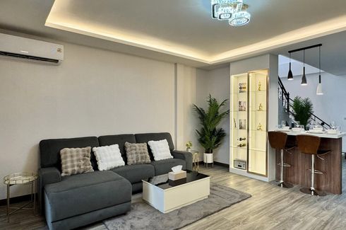 2 Bedroom House for sale in Nong Prue, Chonburi