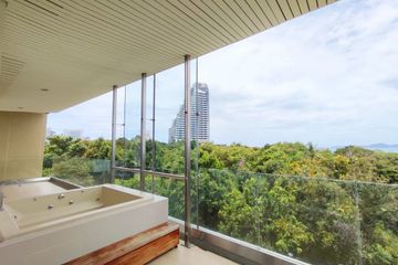 2 Bedroom Condo for sale in Na Kluea, Chonburi