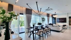 4 Bedroom House for sale in Na Kluea, Chonburi