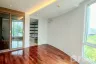 1 Bedroom Condo for sale in Beverly 33, Khlong Tan Nuea, Bangkok near BTS Phrom Phong