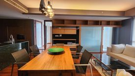 2 Bedroom Condo for rent in Hansar Rajdamri, Lumpini, Bangkok near BTS Chit Lom