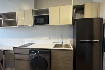 1 Bedroom Condo for rent in The Issara Sathorn, Thung Maha Mek, Bangkok near BTS Saint Louis