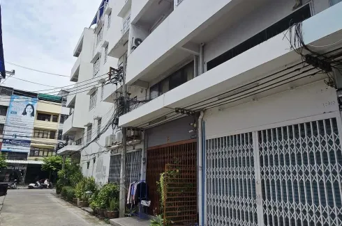 3 Bedroom Commercial for rent in Thung Wat Don, Bangkok near BTS Surasak