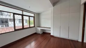 4 Bedroom House for rent in Khlong Tan Nuea, Bangkok