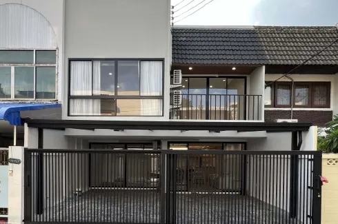 5 Bedroom Townhouse for sale in The park lane 22, Khlong Tan Nuea, Bangkok near Airport Rail Link Ramkhamhaeng