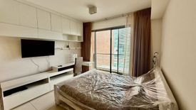 Condo for rent in The Lofts Ekkamai, Phra Khanong, Bangkok near BTS Ekkamai