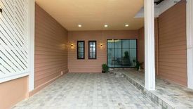 4 Bedroom Townhouse for sale in Dan Tong Village, Tha Raeng, Bangkok