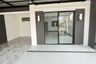 3 Bedroom Townhouse for sale in Khlong Sam, Pathum Thani