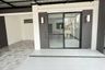 3 Bedroom Townhouse for sale in Khlong Sam, Pathum Thani