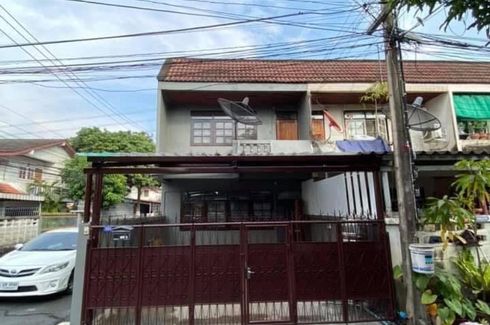 2 Bedroom House for sale in Wong Sawang, Bangkok near MRT Wong Sawang