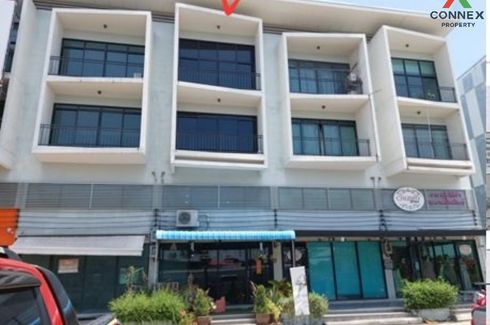 3 Bedroom Townhouse for sale in Thung Khru, Bangkok