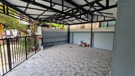 3 Bedroom Townhouse for sale in Khlong Sam, Pathum Thani