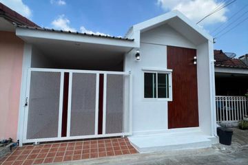 2 Bedroom Townhouse for sale in Baan Ruean Suk 2, Lam Phak Kut, Pathum Thani