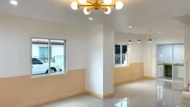 3 Bedroom Townhouse for sale in K.C. Cluster Nimit-Mai, Lam Luk Ka, Pathum Thani