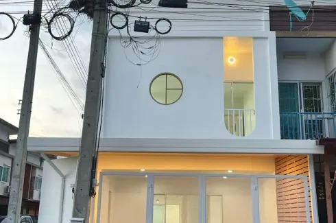 3 Bedroom Townhouse for sale in K.C. Cluster Nimit-Mai, Lam Luk Ka, Pathum Thani