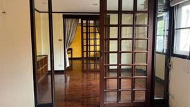 4 Bedroom Townhouse for sale in Pathum Wan, Bangkok near BTS National Stadium