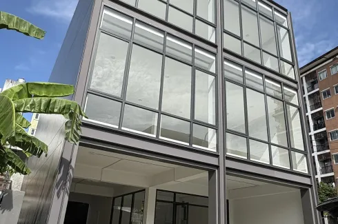 Office for rent in Bang Kaeo, Samut Prakan