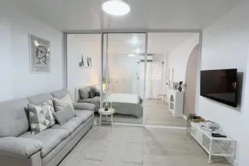 1 Bedroom Condo for sale in Baan Phrayapirom-Ratchada, Chan Kasem, Bangkok