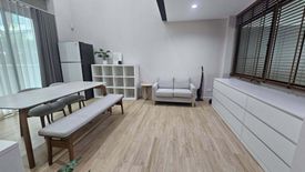3 Bedroom House for rent in Saphan Sung, Bangkok