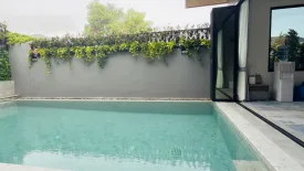 5 Bedroom House for sale in Crown Estate Dulwich Road, Ko Kaeo, Phuket