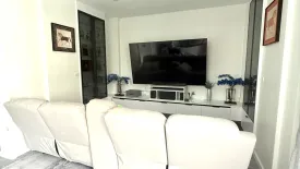 5 Bedroom House for sale in Crown Estate Dulwich Road, Ko Kaeo, Phuket