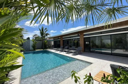 4 Bedroom Villa for sale in Rawai, Phuket