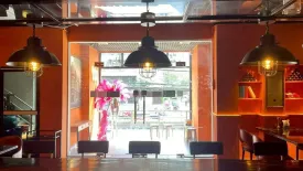 Commercial for rent in Rong Mueang, Bangkok near MRT Hua Lamphong
