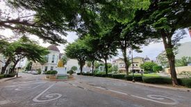 5 Bedroom House for rent in Bang Phong Pang, Bangkok