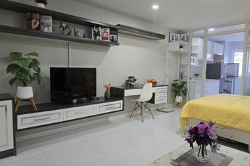 1 Bedroom Condo for sale in Hillside 4 Condominium, Chang Phueak, Chiang Mai