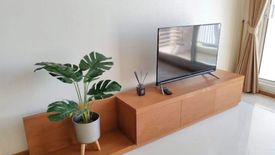 1 Bedroom Condo for rent in The Empire Place, Thung Wat Don, Bangkok near BTS Sueksa Witthaya