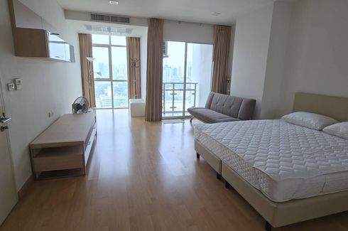 1 Bedroom Condo for rent in Nusasiri Grand, Phra Khanong, Bangkok near BTS Ekkamai