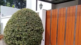 3 Bedroom House for sale in Chom Phon, Bangkok near MRT Ratchadaphisek