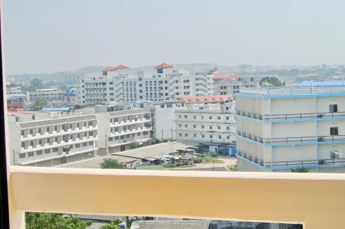 Condo for rent in Yensabai Condo, Nong Prue, Chonburi