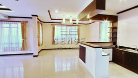 4 Bedroom House for rent in Phra Khanong Nuea, Bangkok