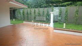 4 Bedroom House for rent in Khlong Toei Nuea, Bangkok near MRT Phetchaburi