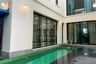 5 Bedroom House for rent in Phra Khanong, Bangkok near BTS Thong Lo