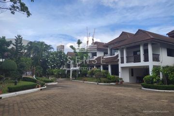 4 Bedroom House for rent in J.S.K.Mansion, Khlong Tan, Bangkok near BTS Thong Lo