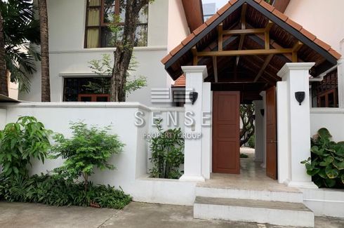 5 Bedroom House for rent in Khlong Toei Nuea, Bangkok near MRT Sukhumvit