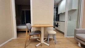 1 Bedroom Condo for rent in The Saint Residences, Chom Phon, Bangkok near MRT Phahon Yothin