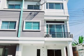 4 Bedroom Townhouse for sale in Baan Wiranphat Exclusive, Dokmai, Bangkok