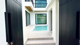 3 Bedroom Villa for sale in Wichit, Phuket