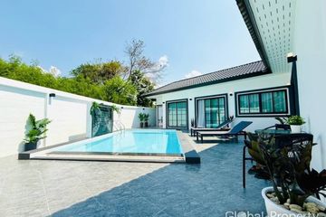 4 Bedroom House for sale in Na Kluea, Chonburi
