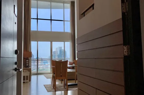 2 Bedroom Condo for rent in The Rajdamri, Pathum Wan, Bangkok near BTS Ratchadamri