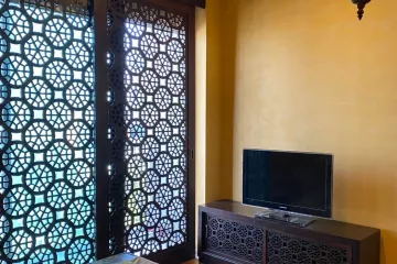 1 Bedroom Condo for sale in Hive Taksin, Khlong Ton Sai, Bangkok near BTS Wongwian Yai