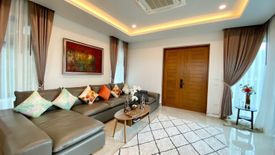 3 Bedroom Villa for rent in Ameen House, Si Sunthon, Phuket